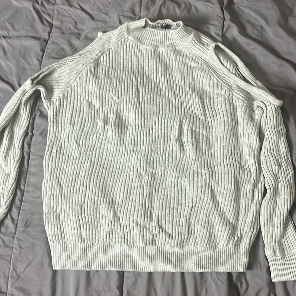 Divided H&M sweater
